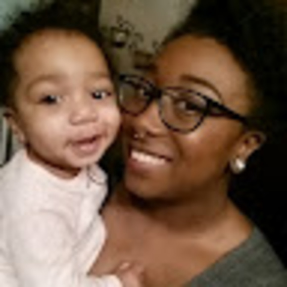 Meet your Posher, Chloe - Picture 1 of 1